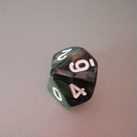 Dice set - Picture 4 of 8
